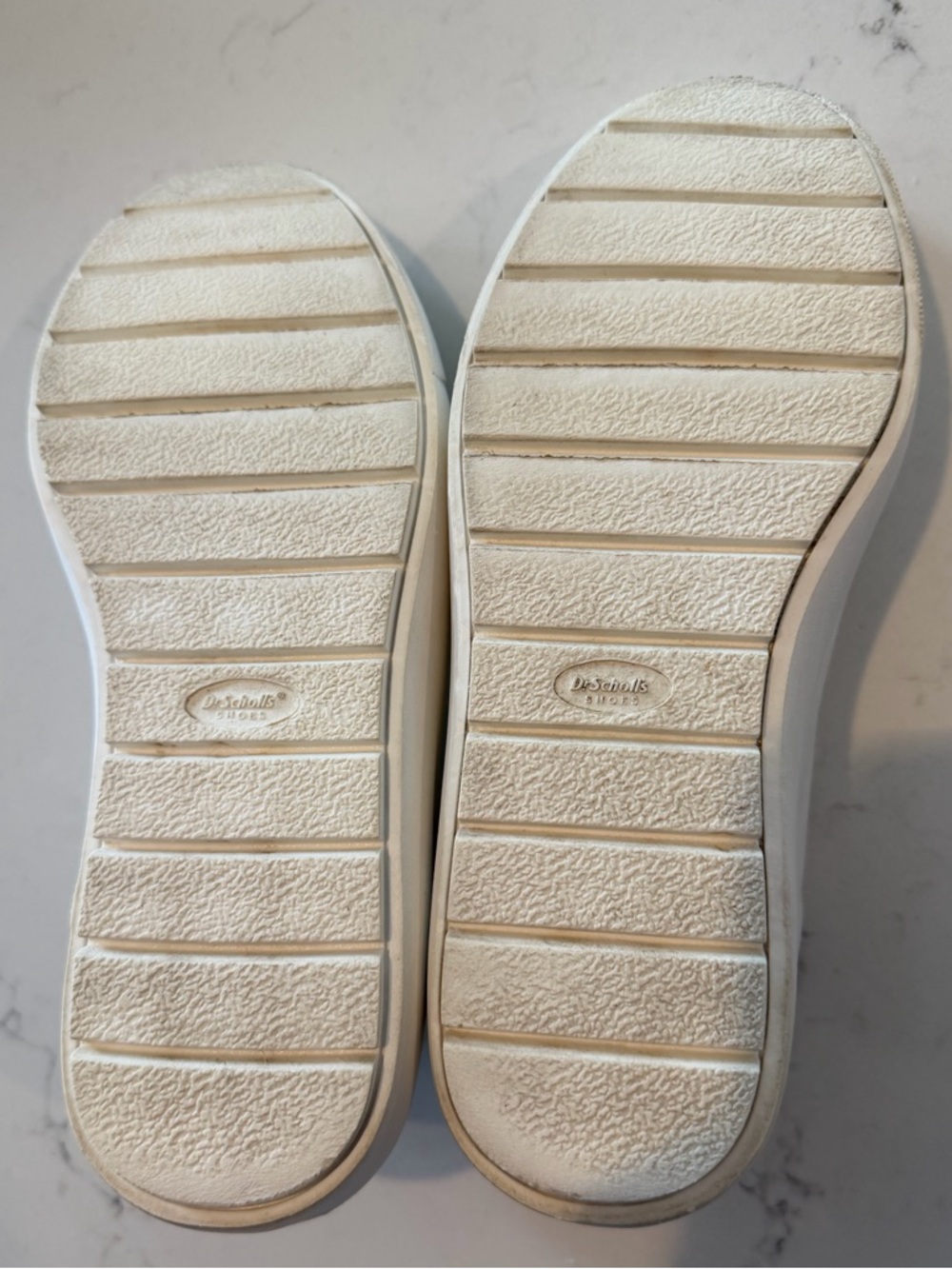 Dr. Scholl's Women's Time Off Sneaker Sneaker White 7.5 M - Picture 9 of 9